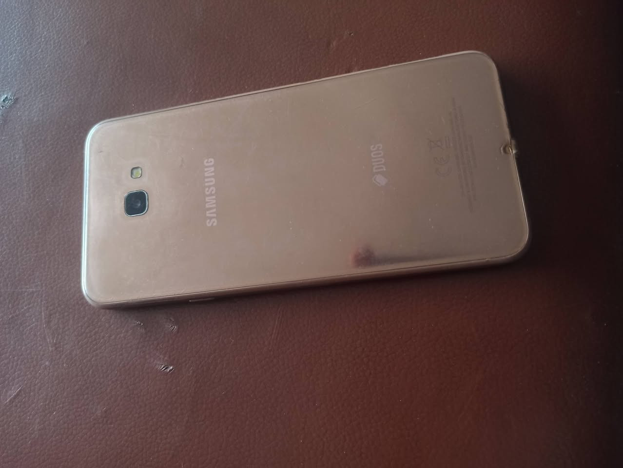 ايفون ٧ بلاس ١٢٨ • ايفون 6s بلاس ٦٤ • سامسونج J4 بلاس ٣٢