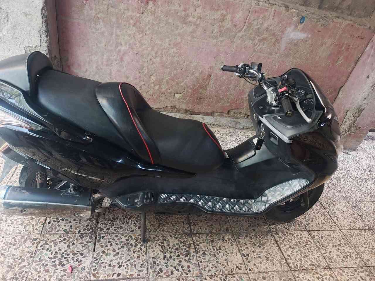 سلام عليكم للبيع دراجه دراجه نظيفه مكان بغداد مدينه الصدر ***********
