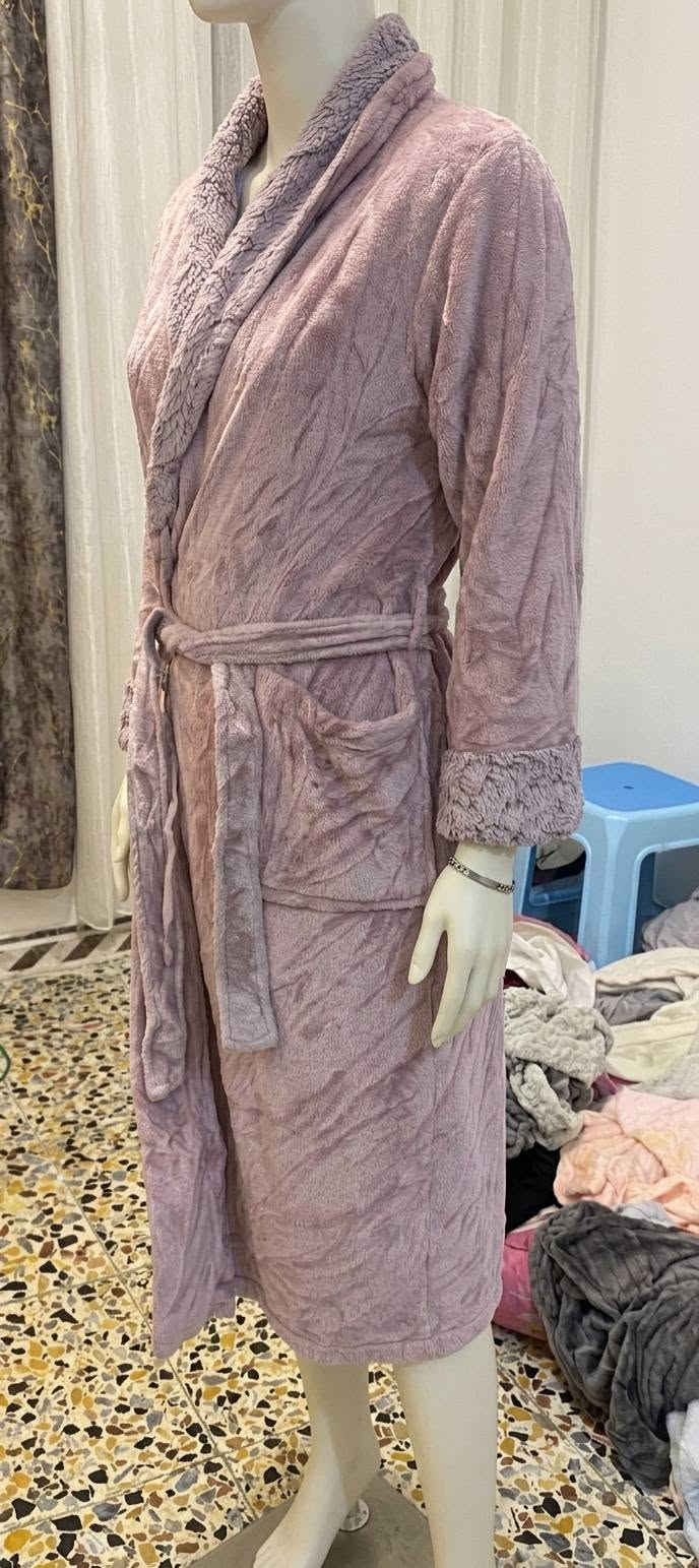 القطعه ب5 تلاف 
توصيل جميع. محافضات العراق. ب3 الاف
