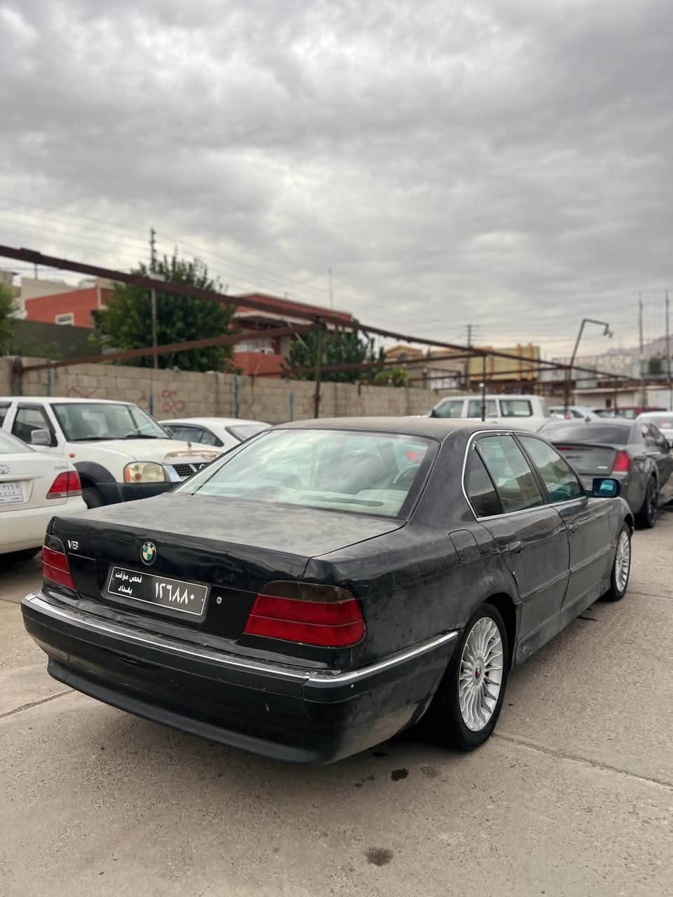 ٧٤٠ V8 • توماتيك • جلد وتكييف
