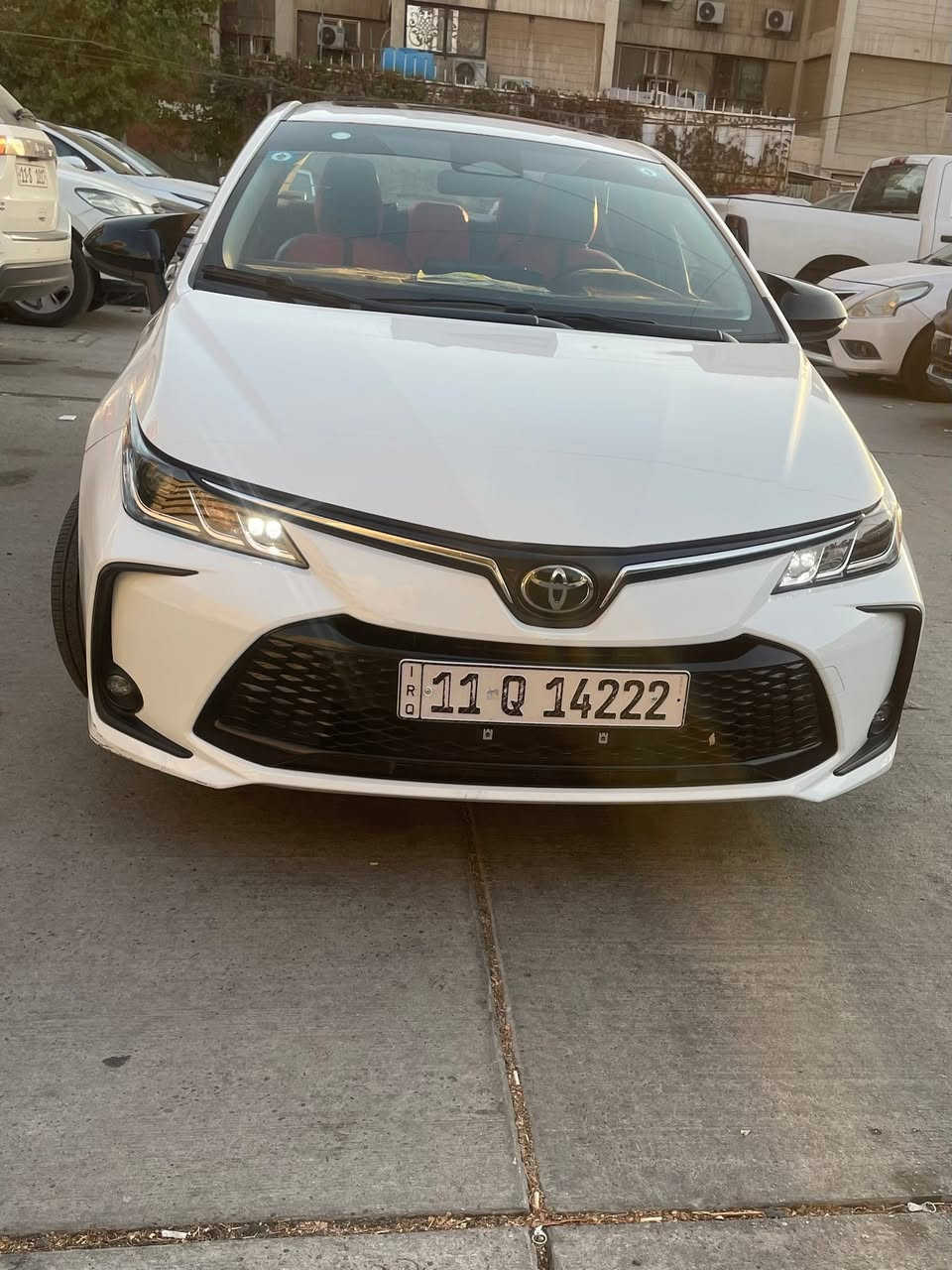 كورلا هايبرد 2025 شكل خليجي فول ١/١   السياره جديده وكلش نضيفه  ماشيه ٢٨ الف مواصفاتها 
 
 فتحه
كشنات جلد احمر واسود 
كشن السائق تحكم كهرباء ٣ وضعيات 
ارضيات حوضيه 
وشاشه جبيره تتدعم كار بلي
مود درايف ٣ وضعيات 
لد امامي خلفي 
مغلفه PPF امريكي بجم وتكم نص القماره للحفاظ عليها من خدش ورصعات 
إضافات كامله للسياره سبويلر + يدات سود + شفقه خلفيه سوده كت كامل داخل السياره كاربون تغليف كير وستيرن دركه كامل 
هزه جديده سنه كامله 
 وباقي المواصفات المعروفه السياره للفول 
مكفوله من الصبغ  والتبديل  والبارد فقط رصعتين باب الساىق موضحه بلصوره 
بغداد تحويل ثاني يوم بأسمي السياره 
سعرها : ١٥٩
للاستفسار ***********
مكاني بغداد مجمع الصالحيه
