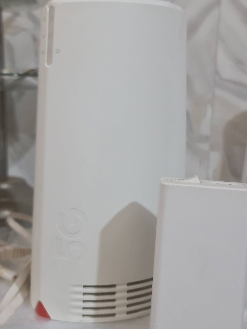 راوتر  خارجي TD Tech 5g يدعم جميع الشبكات اسيا _اثير_كورك  مع الشاحن نظافه فل السعر فقط 210الف 
التواصل واتساب ***********يوجد توصيل حياكم الله
