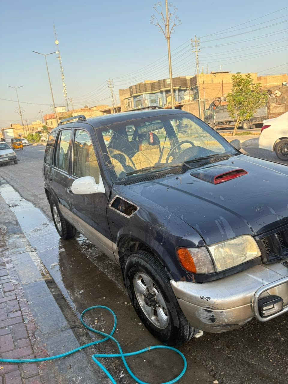 كيه اسبورتج  ٩٤   محوره  وانجي  كربلاء  كير اوتوماتيك   شغال كل الكهربائيات  بدون تبريد   رقم كربلاء  سعر ٣٢ورقه بيه مجال  بسيط تحويل  ٢ يوم  توصل  ***********
