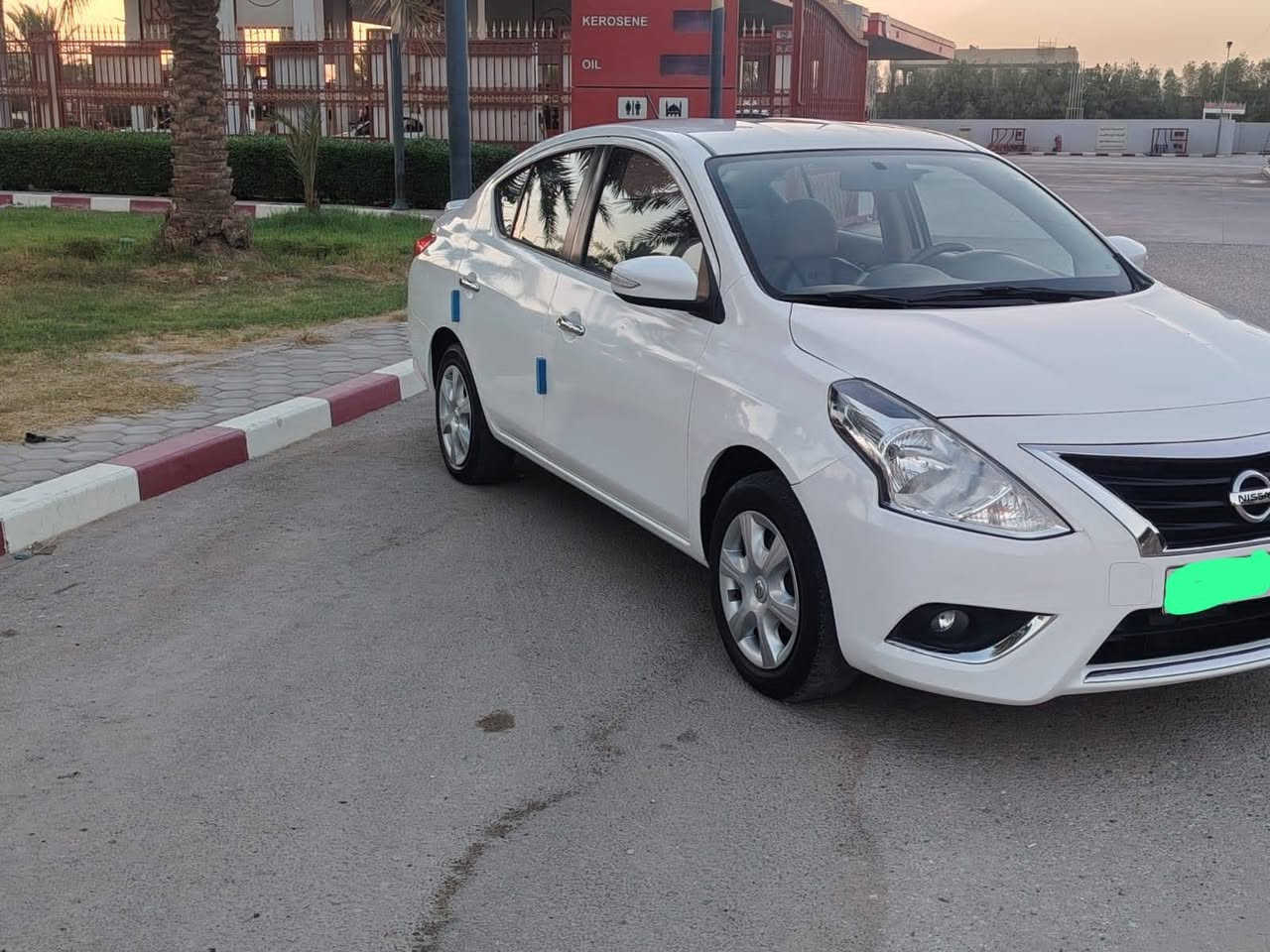 السلام عليكم للبيع فقط نيسان صني مصري مديل 2024 مكفول كفاله عامه السياره جديده معنه الكلمه رقم أربيل دولي بسم شركه تحويل كله مضمون السياره مكفوله كير مكينه حداديه تبربد تخم تاير كله جديد سعر ١٠٨بيها مجال مكان السياره نجف للتواصل ***********
