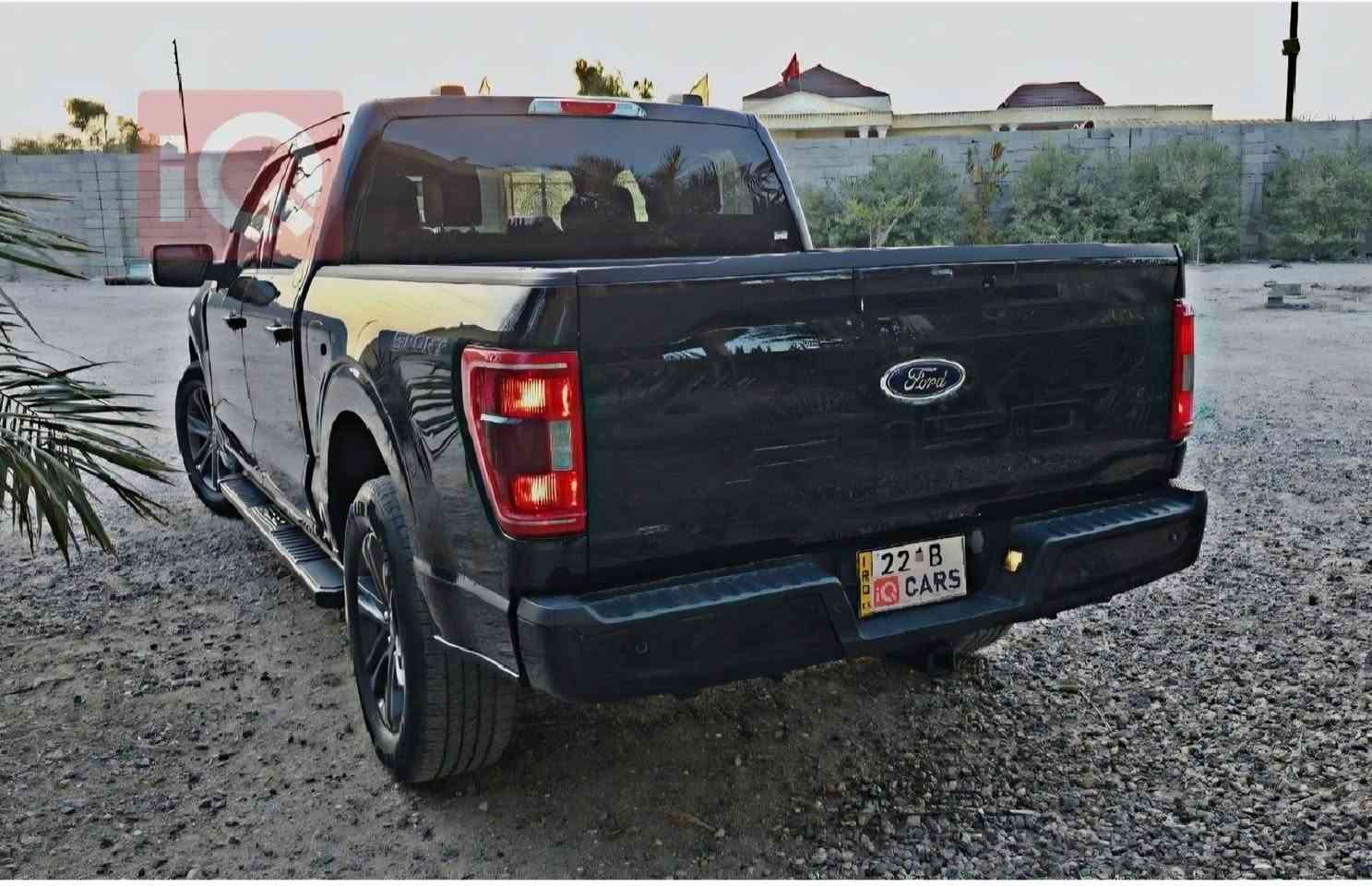 السلام عليكم 
للبيع  Ford F-150 XLT SPORT 2023 – 

 الموديل:  F-150 2023 XLT SPORT
 المحرك: 5.0 V8
 گير: أوتوماتيك طياره عشر نمر 

 المواصفات:فول عد البنوراما
• كراسي أمامية كهربائية + ذاكرة
• تبريد وتسخين المقاعد
• تسخين الستيرن
• شاشة كبيرة 12 إنچ
• Apple CarPlay + Android Auto
• حساسات أمامية وخلفية
• مراقبة النقطة العمياء
• رادار + مثبت سرعة متكيف
• تحذير مغادرة المسار
• فرملة طوارئ أوتوماتيكية
• تشغيل عن بُعد
• دخول وتشغيل بدون مفتاح
• شحن لاسلكي
• إضاءة LED كاملة
• مرايا كهربائية قابلة للطي
• فتحة خلفية كهربائية
• نظام صوت B&O
• شاشة معلومات رقمية
• ويل 20 إنچ
• كاميرا خلفية
• حساسات مطر
• إضاءة داخلية Ambient
.بصمات بل ابواب 
.هوك خلفي 

رقم اربيل بسمي وكاله او تحويل 

ماشيه 40 الف كيلو متو

السياره وارد امريكي بجم كبس والتقرير مرفق بالصور 

مكانها البصرة 

السعر 305$  وبيها مجال 

مااعتقد اكو هيج سعر بس لان مستعجل على البيع
للتواصل واتساب ***********
