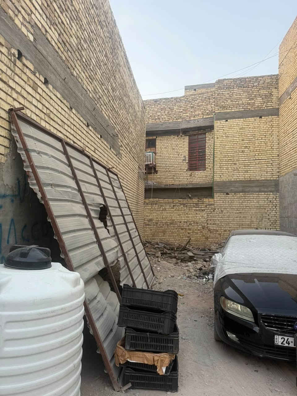 السلام عليكم قطعه البيع العنوان الدوانم شارع بيت موزان ٦قطعه عن الشارع الرئيسي المساحه ٨٠متر السعر ٣٤وبيها مجال تصال ***********او مراسله الصفحه خدمات كامله
