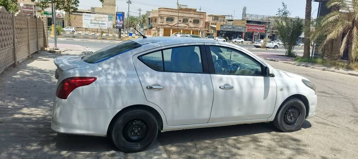 السلام عليكم
نيسان صني 2019 رقم بغداد باسمي مداور ثاني يوم 
مكينه كير بدون فتح بلاديات مكينه لا تجفيت ولا تبخير 
مكفوله من التبديل بيه بالداير مال الجاملغ الخلفي شويه صبغ وشويه بالباب شي بسيط مو كل الباب فقط 
تبريد حداديه توني امبدله مشط استيرن طبلات مغازل باتري دجة مكينه وكير ستوني امبدلهن السياره جاهزه 
مكانه النجف الاشرف ***********
السعر 96 وبيه مجال
