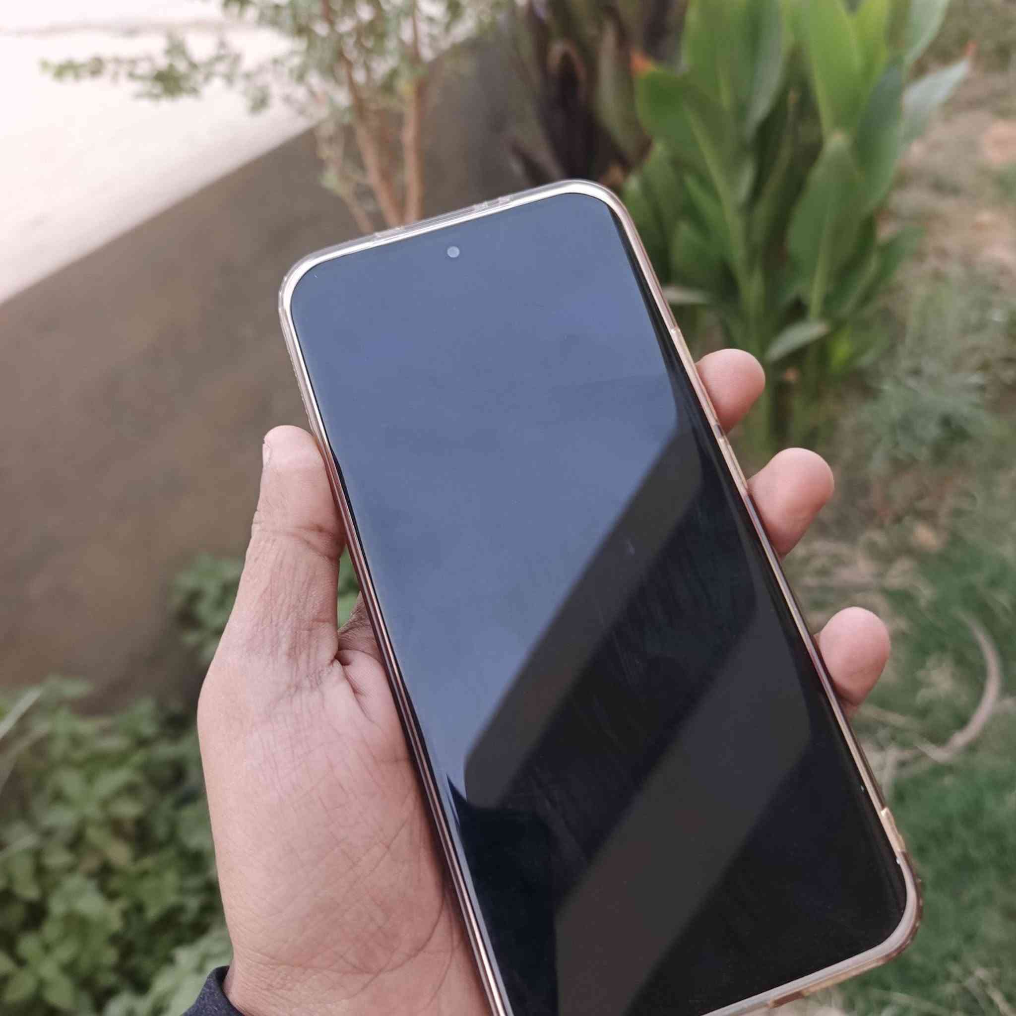 مبايل جديد مسخدم شهر بس اريده 250السعر‏‪***********‬‏
