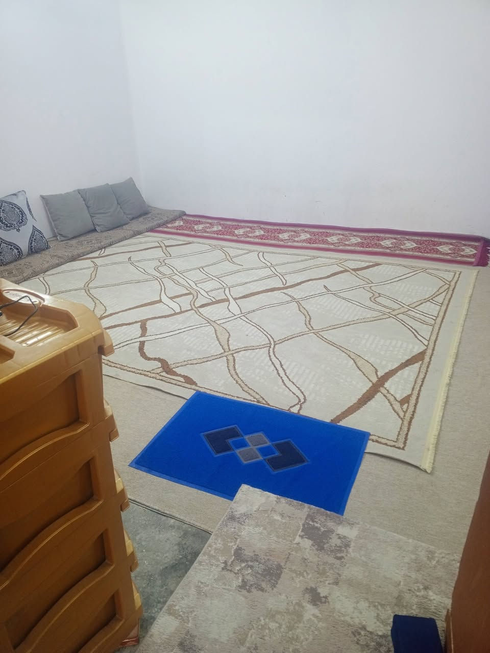 بيت للبيع • شارع علي مفتاح • قابل تفاوض