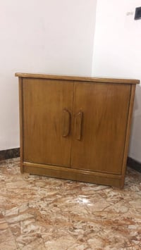 كنتور صاج • كمودينو احذية • التحرير