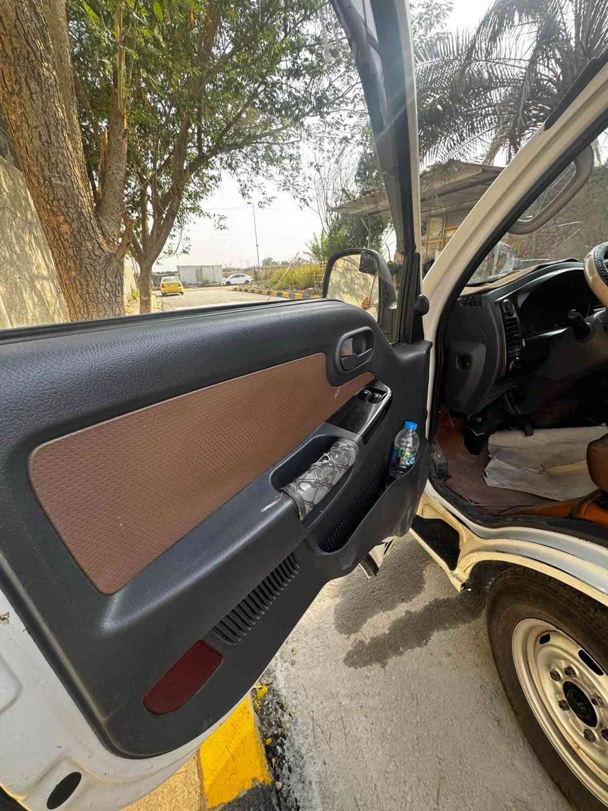 السلام عليكم 
كيا بنكو 2018 رقم بغداد بأسمي
مكان بغداد / بوب الشام 
***********

