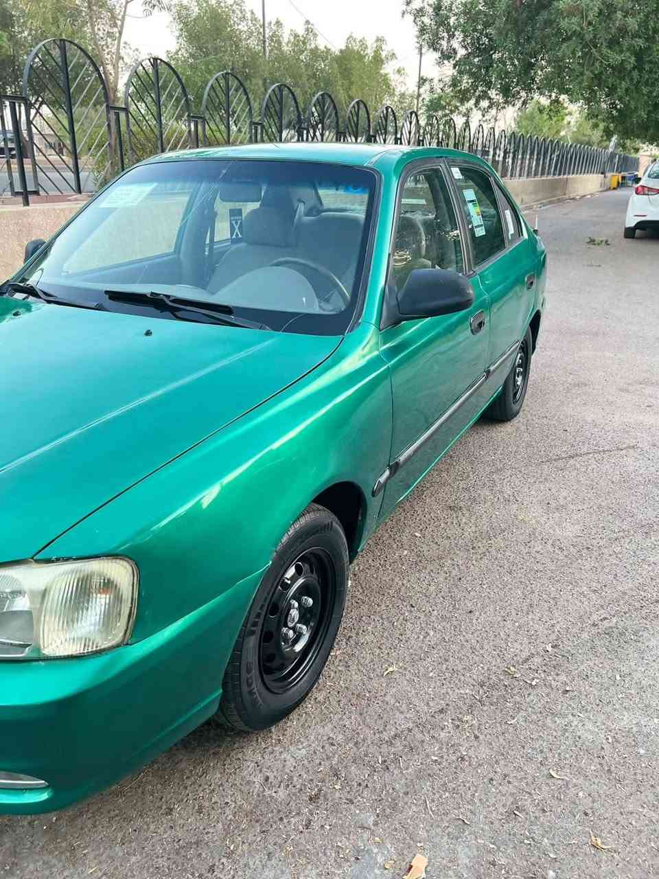 هوانداي اكسنت فيرنه وارد خليجي موديل ٢٠٠١
كير مكينه مكفولاته صدر تخم تاير 
تبريد ثلج بدون حادث 
رقم دولي بغداد 
سنويه ٢٠٣٠
سعر ٤٣
مكان 
البياع
***********
