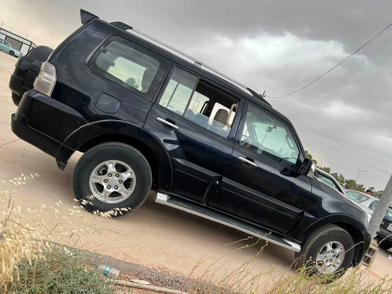 باجيرو ٢٠٠٨ محدث مكفوله من الضربه والصبغ كير محرك تدفئه تبريد كلها جاهزه سنويه جديده بأسمنا رقم اربيل الجديد السعر ١٠٣ وترهم مراوس بتكسي ***********
