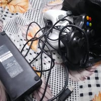 إكس بوكس البيع بي 78 لعبه السعر 100 وبي مجال بسيط المكان بغداد ماعندي ...