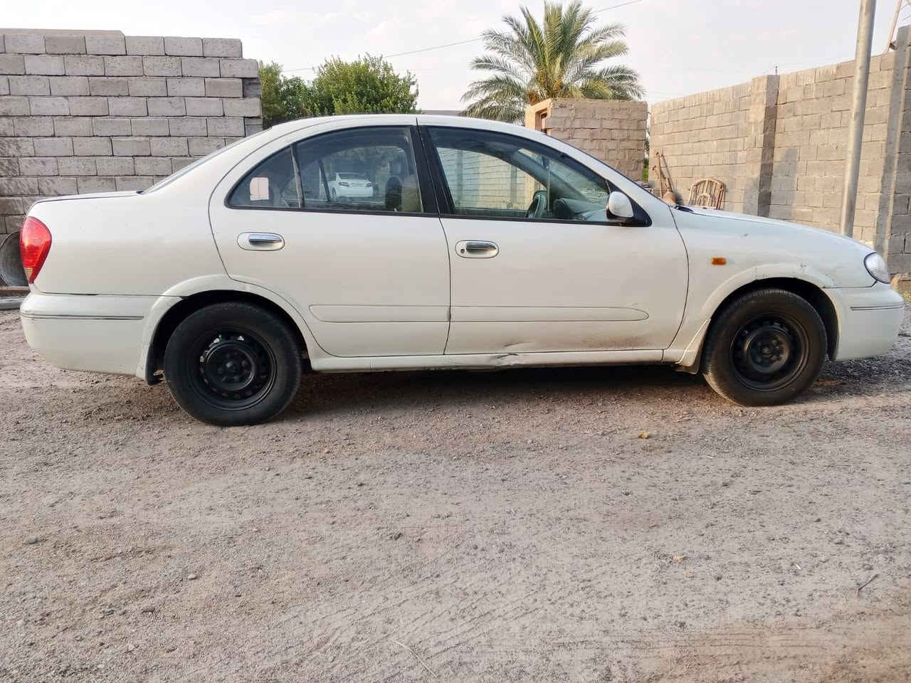 السلام عليكم سني البيع 2008 مكفوله من الصبغ والتبديل بيه باره مكانات معينه فقط تخم تاير جديد كير مكينه كفاله تبريد ثلج المكينه قبق اسود كير اوته ماتيك السياره بسمي تحويل ثاني يوم العنوان بغداد حي الجهاد السعر 88 وبيه مجال بسيط ***********
