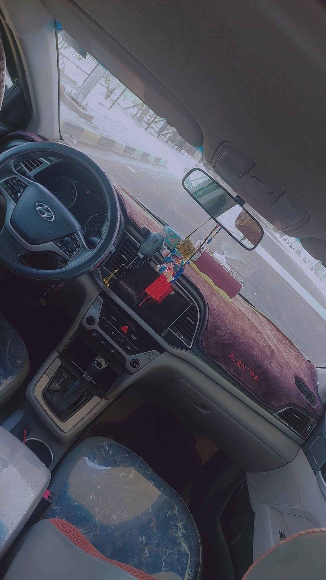 سلام عليكم النترا تكسي 2018وارد امريكي رقم بغداد مكينه 2000 دوش كير AT  اي تي بلادي تبريد تدفئه خير من الله تخم تاير جديد السياره مال جناي نص فول شاشه وتحكمات ستيرن سعره 112 $ وبيه مجال حك الجيه السياره بيهه قطعتين بدون دواخل للتواصل ***********         *********** غير متواجد بالفيس مكلف بالنشر
