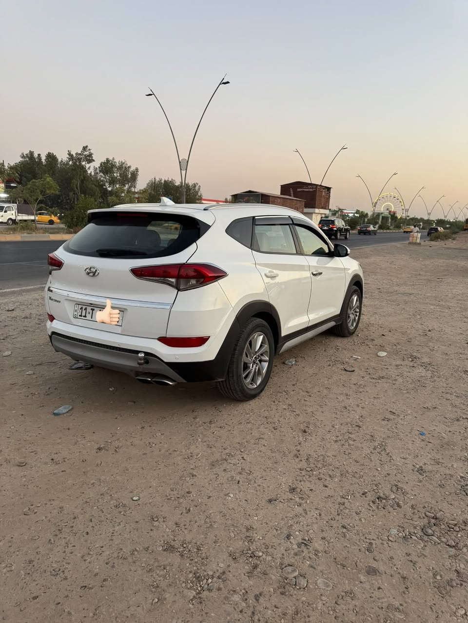 توسان موديل 2018 وارد امريكي نص فول ماشيه 159ضرارها بنيد مبدل وجاملغ الخلفي معدل عل البارد ومصبوغ فقط وسونر موجود مكينه 2000 تخم تاير رقم بغداد كشنات جلد شاشه كبيره مكاني بغداد وسعر 145 ورقمي *********** ورجائن مو شراي وليعامل عل تلفون لايخابر تعال شوف وبيك خير وتدلل
