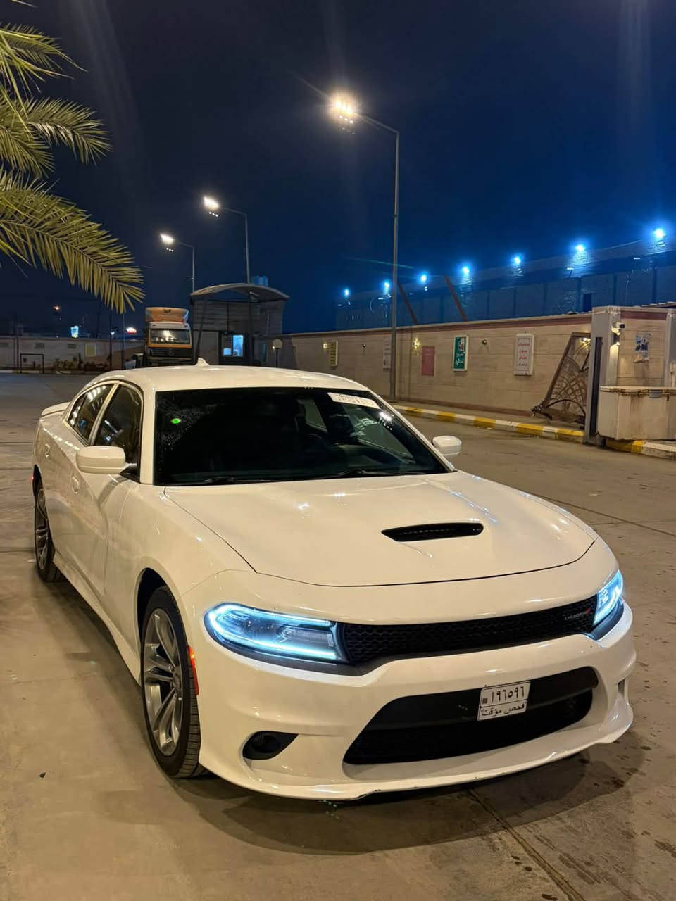 السلام عليكم للبيع جارجر ٢٠ اصل جيتي رقم بغداد سياره تقرير تعمل وتسير وبيه صفحه كلير موصفات سياره شاشه كشن حضن كنتاره حساسات سياره جاهزه مكان سياره ناصريه مركز السعر ٢١٠ وبيها مجال *********** بي وتساب فقط
