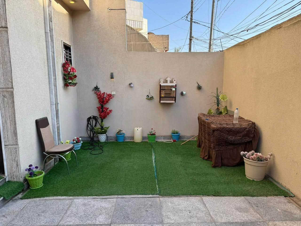 🏛️دار لـــلـــبـــيــع 🏛️
📍بناء حديث 

الموقع :                   بستان الحلو📍موقع مميزه
                                                                                               
نـوع الـعـقار:                طابو زراعي 

الـمـسـاحـة:              200متر

الـواجـهـه10م

#الـطـابــق #الارضـي 

 غرفة نوم سويت     مطبخ         صالة       هول

مجمع صحيات              

#الـــطـابـق #الـــثـانـي 

3غرف نــوم سويت -هول_مجمع صحيات
  
✨——————————-   ✨                

السعر عالخاص  ⭕️
📍_____#لــــــــــــلاستفسار -***********📞***********

#عقارات_الامير_في_بابل_شارع/_60مدخل حي الحسين مقابل مدينة حمورابي السياحية 

✅👈👈🇮🇶♻️
نستقبل عروضكم التجارية والسكنية كافة :
نستقبل عروضكم التجارية والسكنية كافة :@
