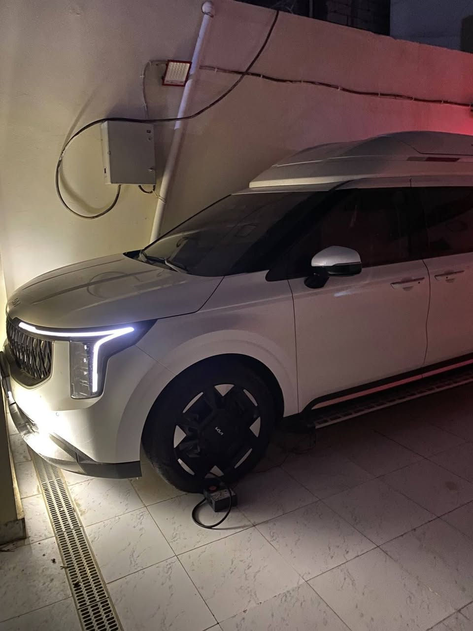 📢 كيا كرنفال 2025 

بيع فقط بيع فقط بدون مراوس

🚘 وارد كوري – بانزين فقط
✨ مواصفات فول … 

🔒 كفالة عامة . 

🔥 أهم المواصفات:

بصمة أبواب وتشغيل

تشغيل عن بُعد

كير ماوس

أبواب كهرباء كاملة + جنطة كهربائية

بردات بكل الأبواب

كشنات كهرباء مع تدفئة وتبريد

كاميرات أمامية وخلفية 360°

ويل كب كروم

مرايا شفط

عداد ديجيتال

باك لايت LED

زنون + إشارة LED

كشافات بروجكتر

Auto Hold

هاند بريك بصمة

تبريد 3 قطع + شاشة منفصلة

إنارة داخلية على الأبواب

رادارات أمامية – جانبية – خلفية

توقف ذاتي

تحديد مسار

قيادة ذاتية

كاميرات تسجيل حوادث أمامي + خلفي (داش كام) بلادي

✨ السيارة عليها قمبورة – طلب خاص
✨ ماشية 20.000 ألف km   حقيقي
✨ وضع الشركة

📄 المستمسكات:

رقم بغداد إنكليزي  مميز شهداء سنة وتتحول

📍 الموقع:

الديوانية – المركز

💰 السعر:

328 ورقة قفل 🔒

📞 للاستفسار:

📱 اتصال + واتساب ***********
رجائاً فقط الشراي يتصل
