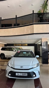 TOYOTA CAMRY SAS  تويوتا كامري 2025 🇯🇵🇯🇵 بانزين   محرك  ٢٥٠٠   شركه جي...