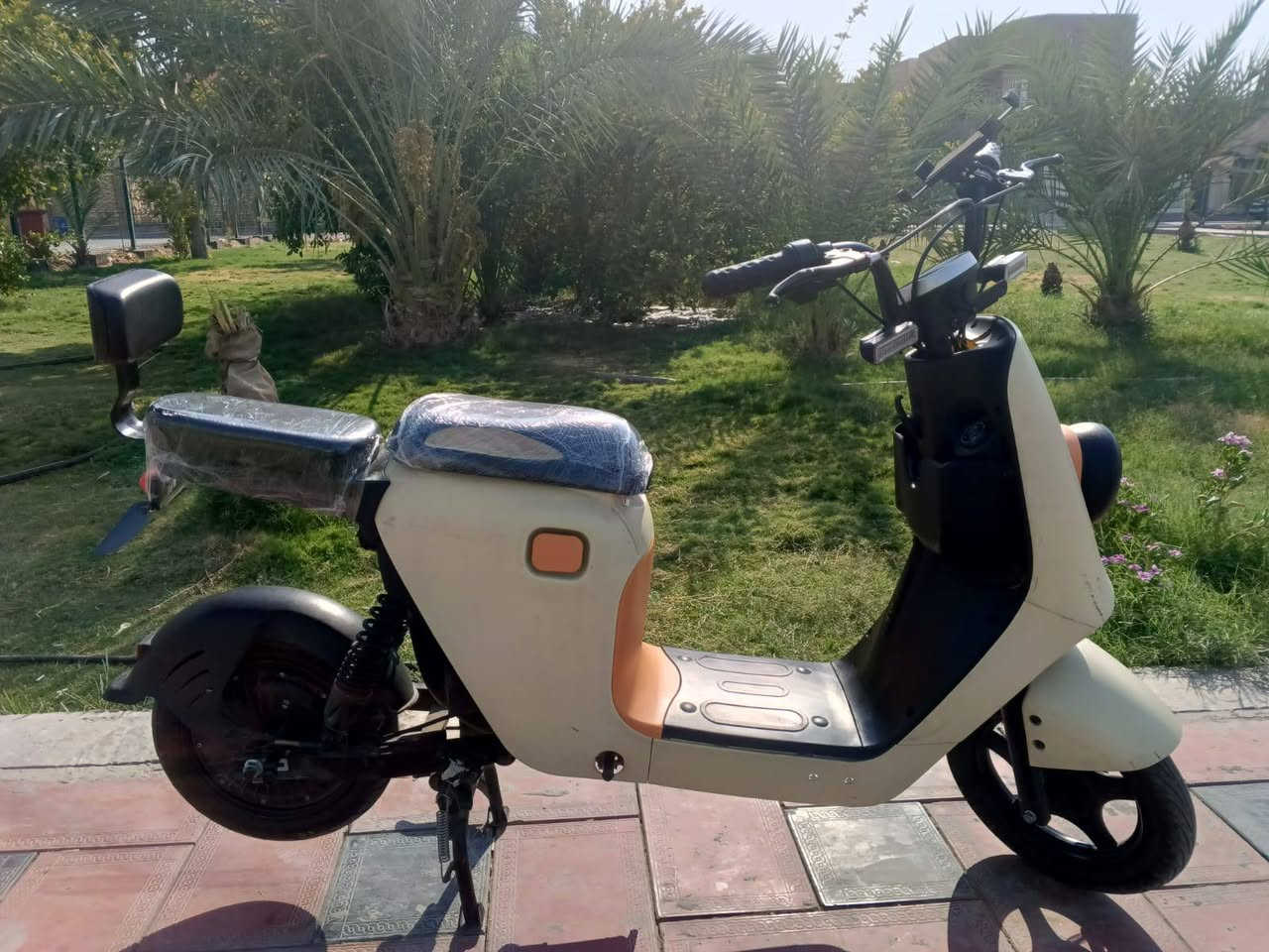 للبيع دراجة شحن شغاله شرط الفحص 
📍 الموقع: النجف الأشرف – حي ميسان

💰 السعر: [325]

📞 للتواصل: [***********]
