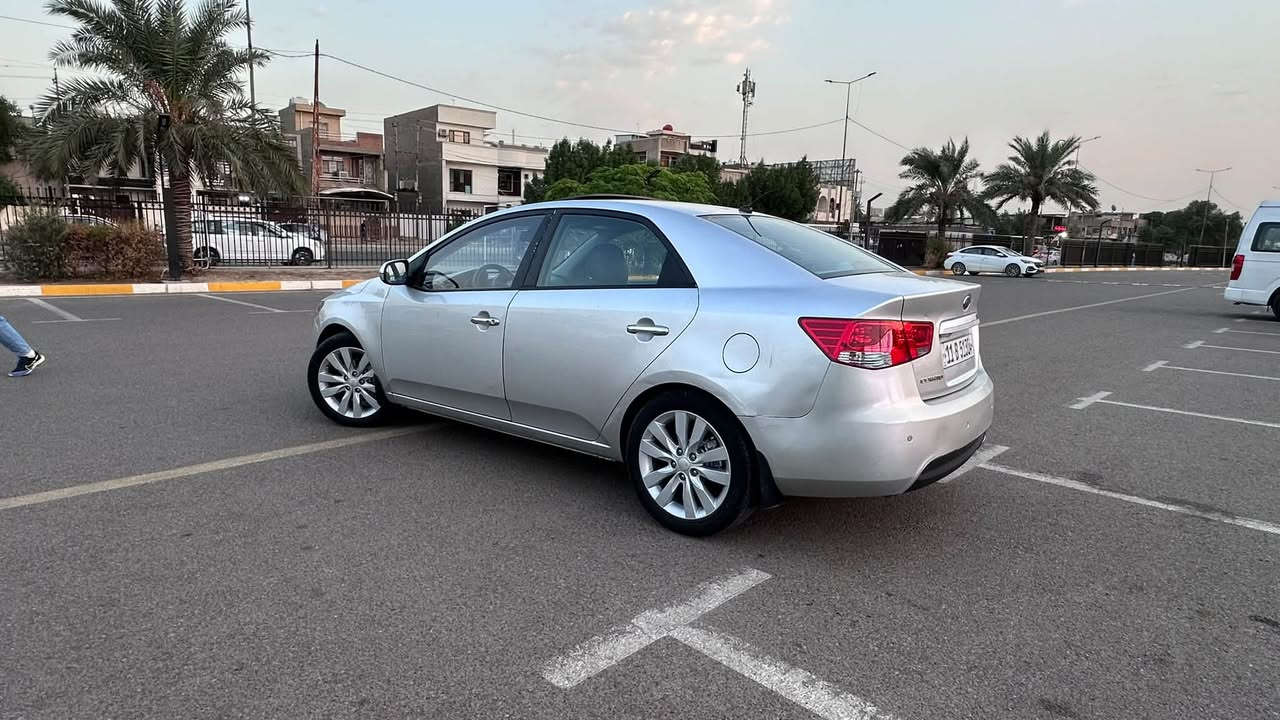 فول مواصفات • فتحة سقف • محرك ١٦٠٠