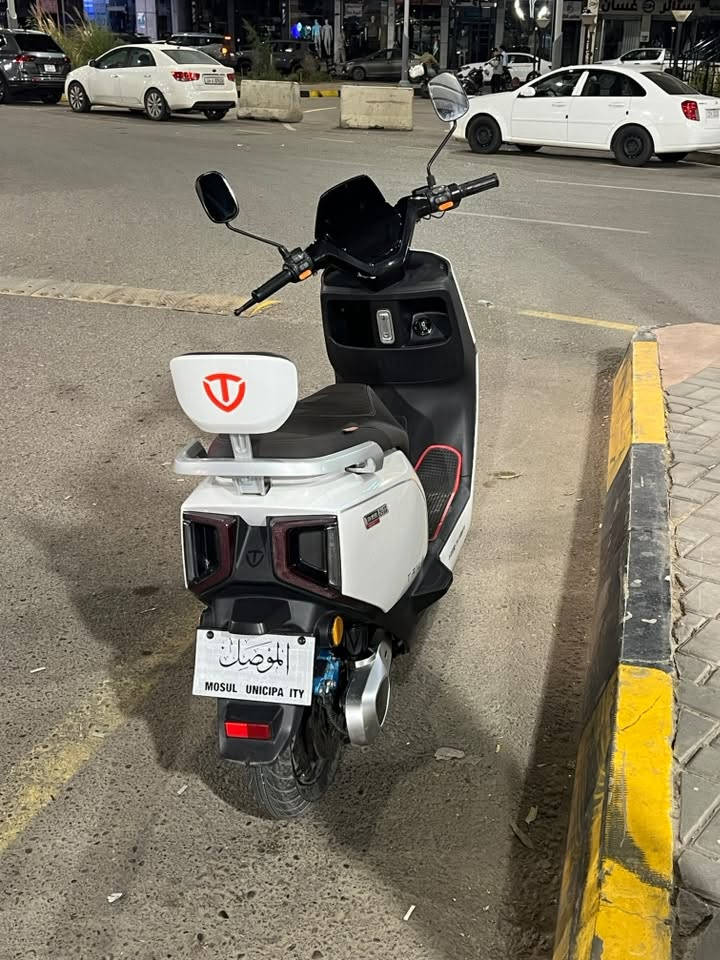 تايلج • شحن • بطاريات