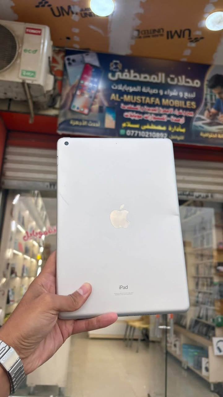 ايباد ٩ • ذاكره ٦٤ • مكفول