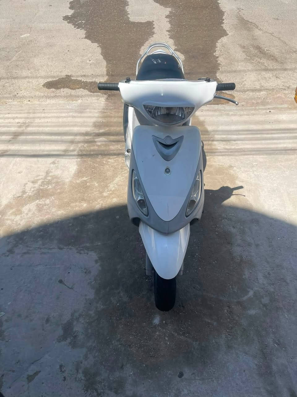 السلام عليكم للبيع ماكس منغولي لدراجه احله من لصوره مكينه خرسه شلعه معدل تخبل كهربائيات شغاله نكره سلف بكل وقت لدراجه ربع مذب عليه كامله مكمله السعر 500
شراي يتصل ***********
