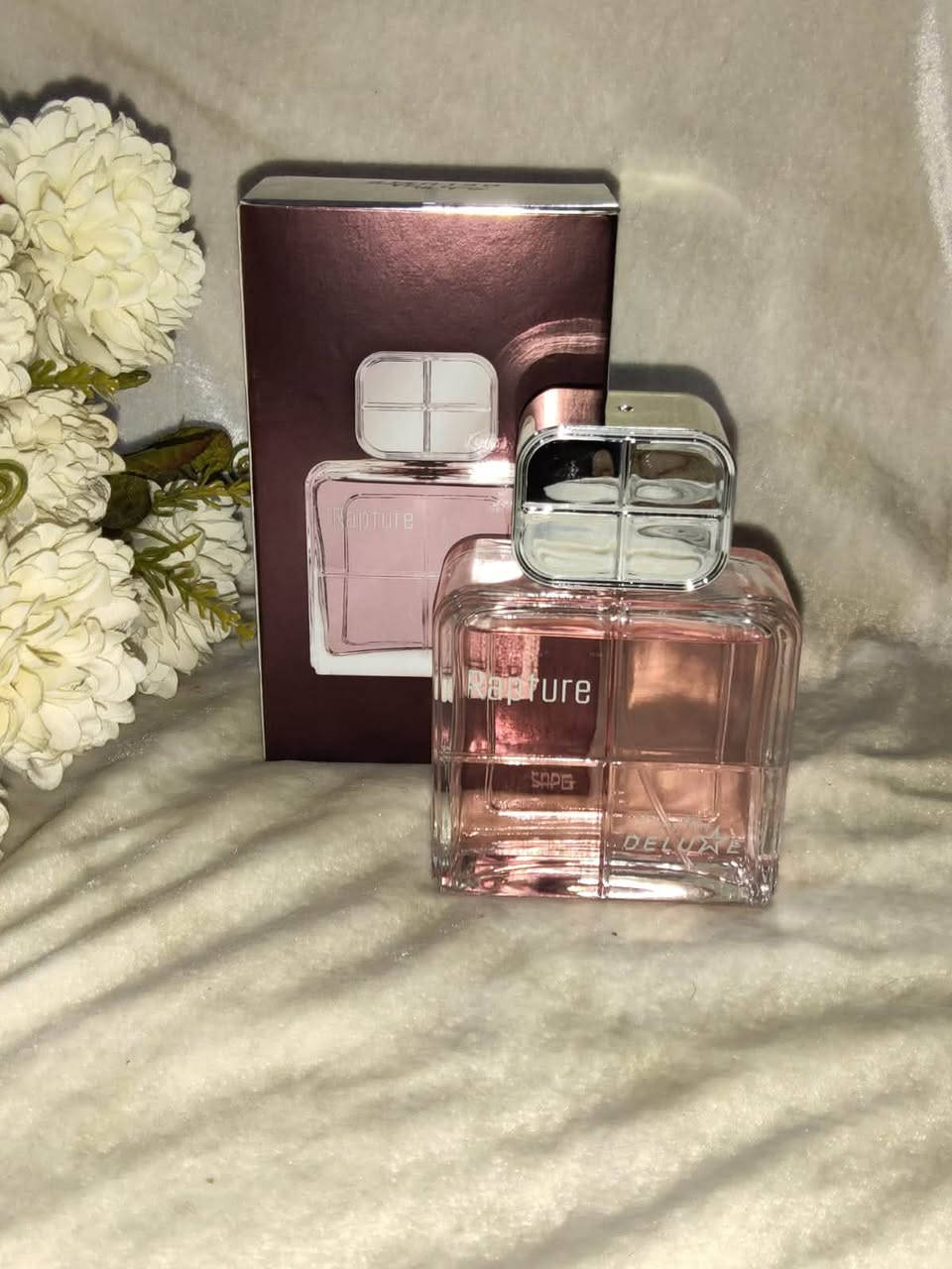 كل العطور داخل الصورة على 20 الف 
للحجز واتس اب ***********

