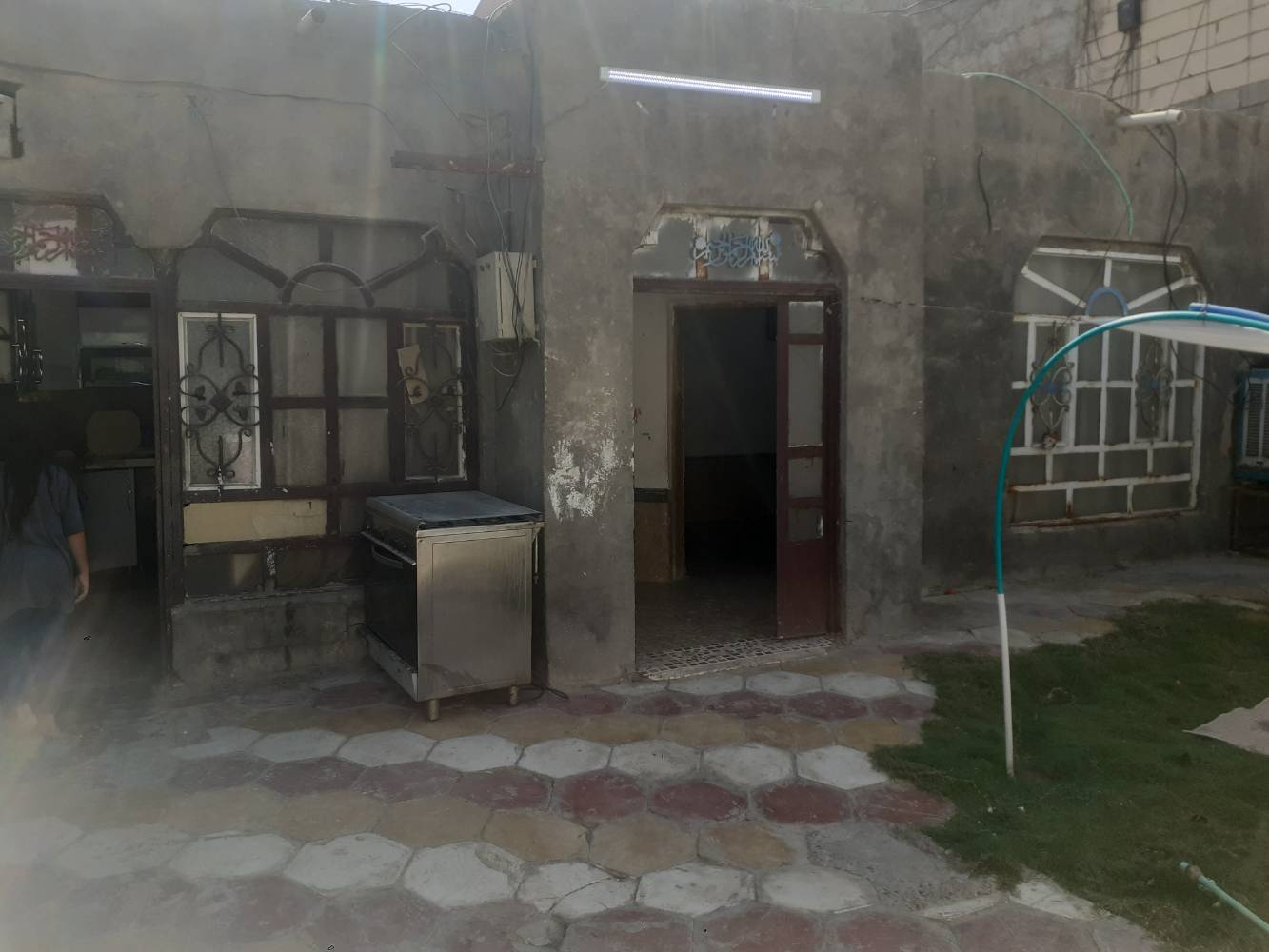 النجف • ٢٠٠م • غرفتين