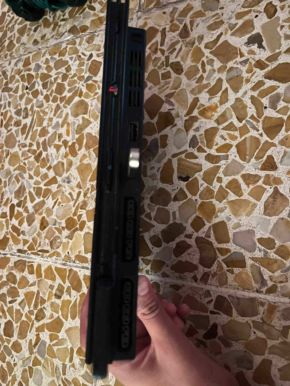 السلام عليكم ورحمة الله وبركاته
بلي2 للبيع
ايدات ثنين شغالات مابيهن اي شي
البلي جديد
وتخزين هوه ومالت الالعاب شتريتهن جدد
وبي اكثر من لعبه مثل بيس2022+++فيفا2012
وبي حرب+قناصات وغيرها 
السعر المطلوب 40وبي مجال
الرقم:***********
مامتواجد فيس اتصل وحياك الله
