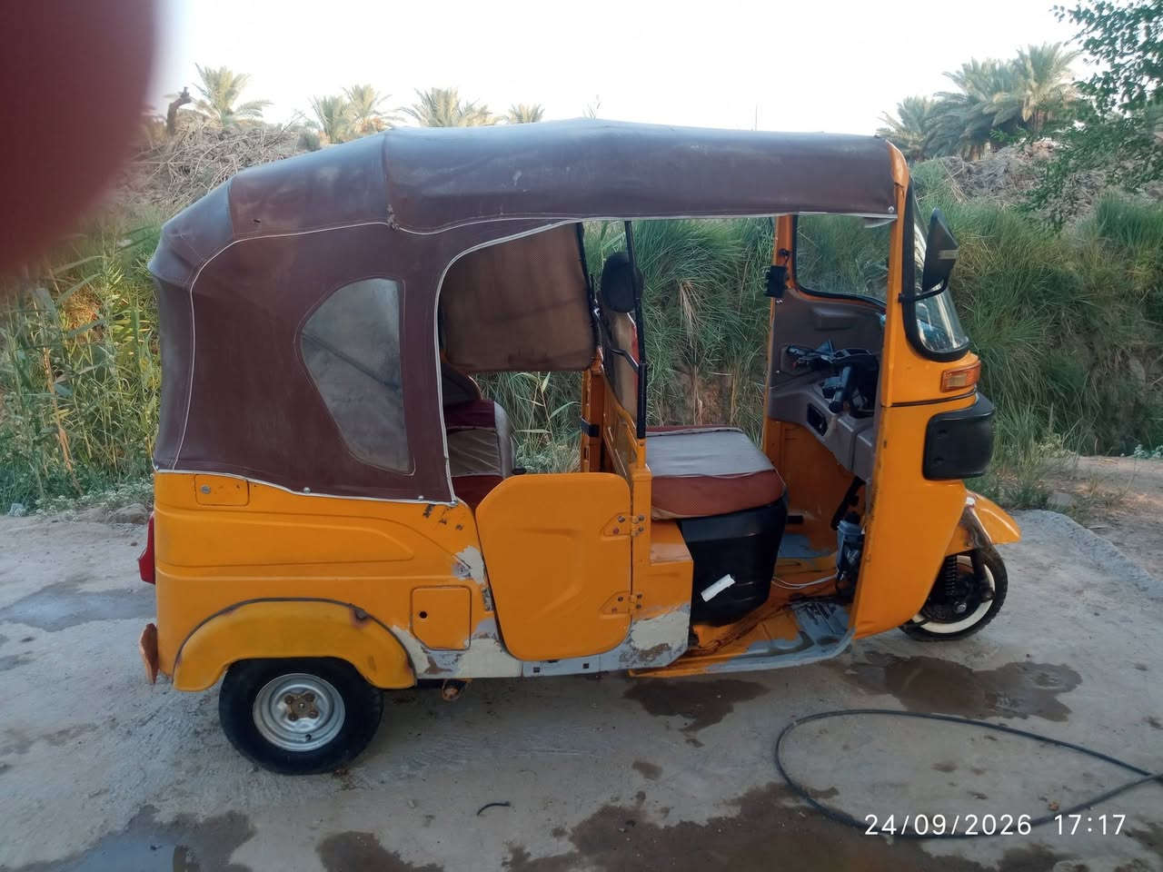 تك تك ٢١ مرقمة بابل معمر خياس عوزها صبغ السعر ٦٦٠٠وبيه مجال مكاني القاسم .***********

نص مكتوب في الصور:
- 24/09/2026 17:17