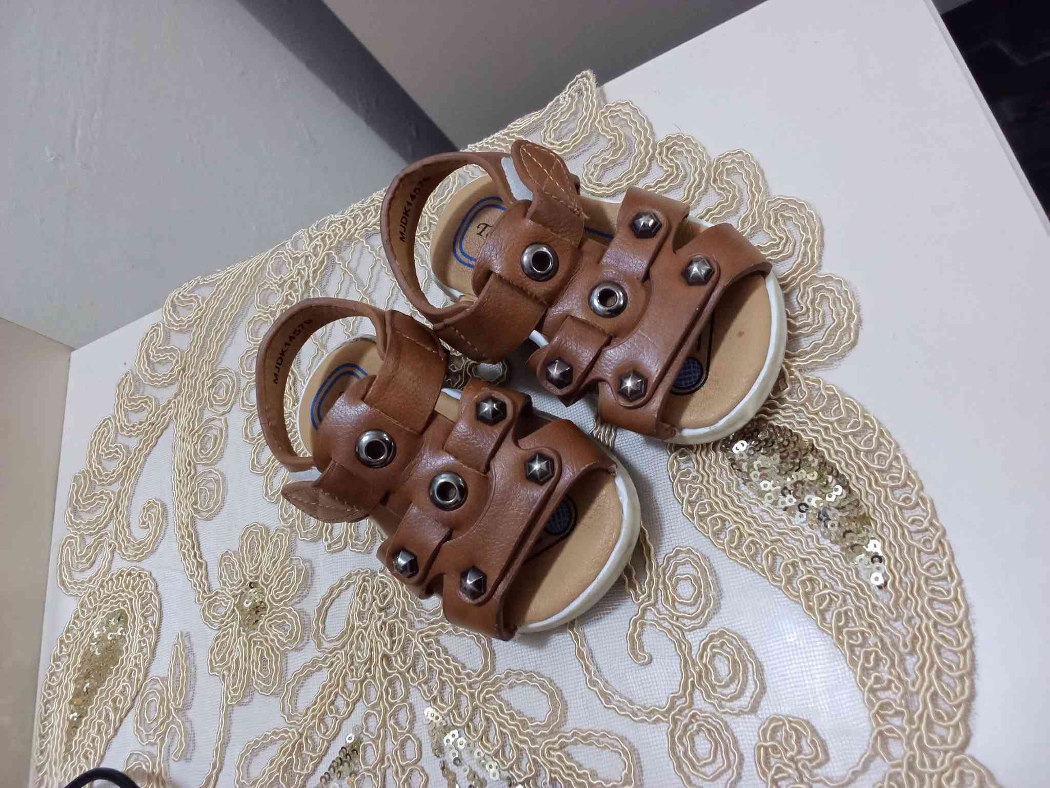 احذية أطفال • الدوره المهديه