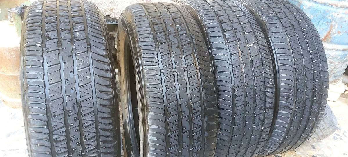 تخم تايرلاندكروز للبيع مديل ٢٠٢٤ ماشي ٤٠ الف نضيف جدا جدا دلوب مال شركة شراي يتصل ***********رقم
