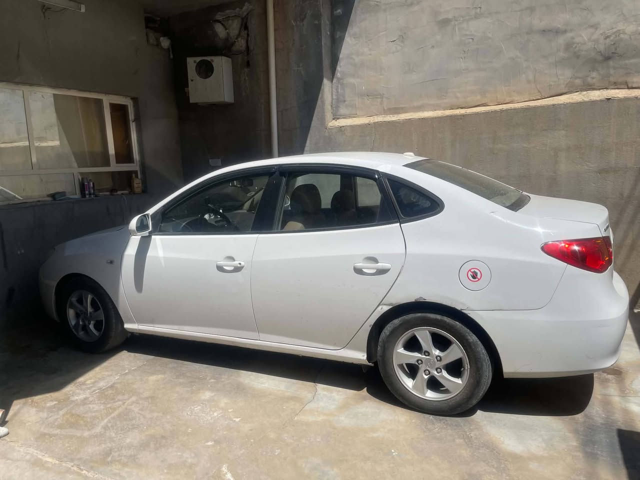 هۆندا ئاڤانتی 2007 کۆدی هەیە یەک کەڤەری گۆراوە 47و مە جالی زۆر کە م شوین کفری ***********
