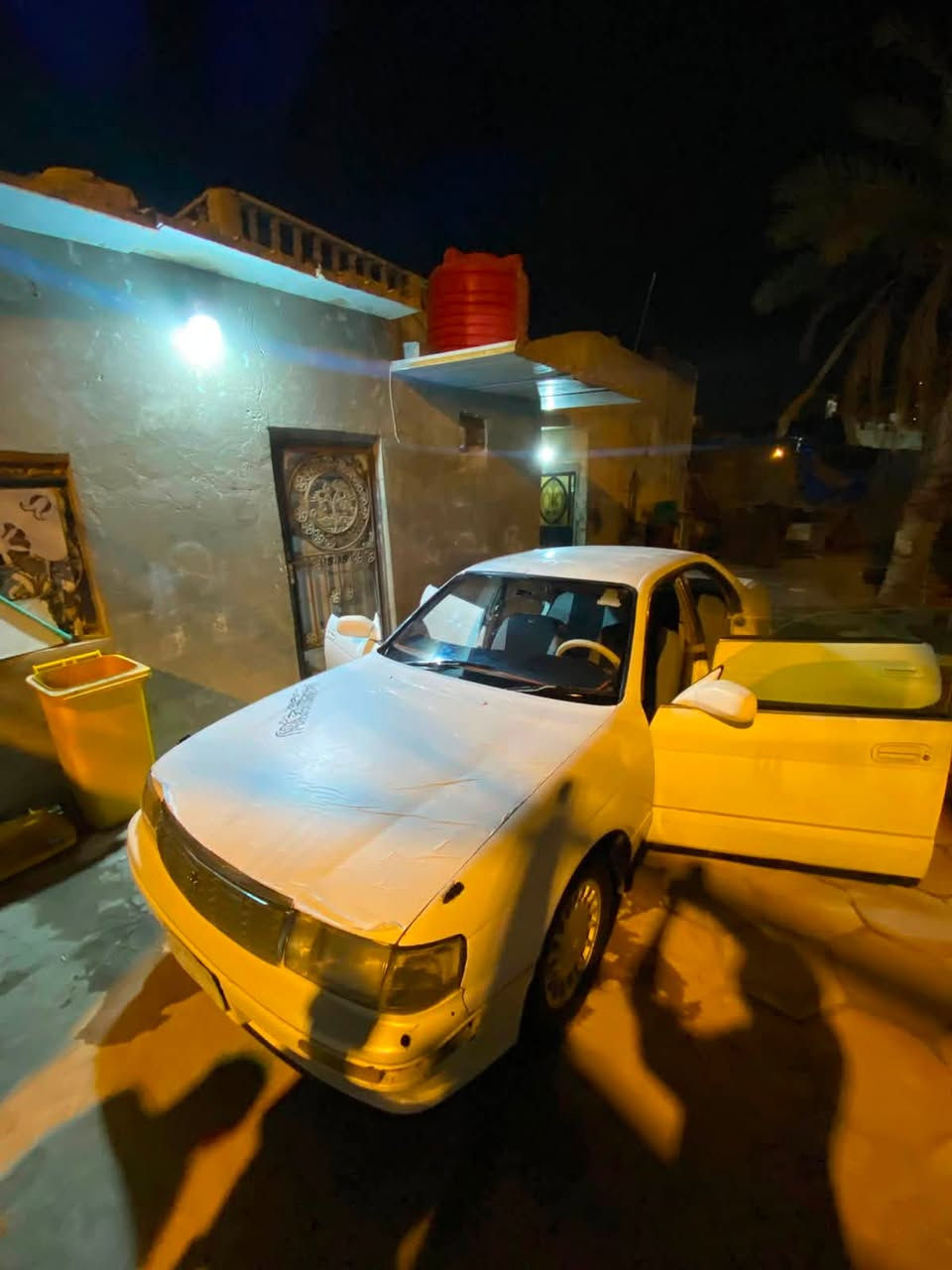 سلام عليكم سياره للبيع سياره نقصه خفايف يدك مال كير  تبديل بلكات المكينه سته سلندر سياره بطه السعر 38 وبيه مجال لطيبن .***********
