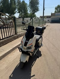 صاعقة • ٦بطاريات • ٤سرعات