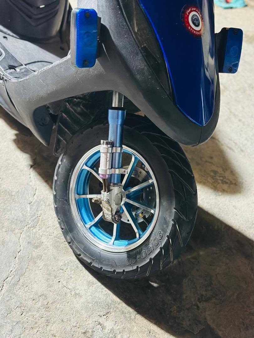 سلام عليكم 👋
ماكس عدله جديده للبيع🏍️
بلاديه محرك ما مفتوح ابد👉
الدراجه ملاح مفوله كله ملاح🤗
سلف رياضي 
دبلات رياضي 
صالنصه رياضي 
زوج تايرات جدد🛞
لايت زنون عالي ناصي 🏮
وياله رياضي الاصلي ابو الختم🛞
الدراجه شغاله سلف هندر 
بس الكفرات نص تجاري ولباقي اصلي
العنوان البلديات 
السعر 650الف وبيها مجال 
☎️رقمي واتساب ***********
