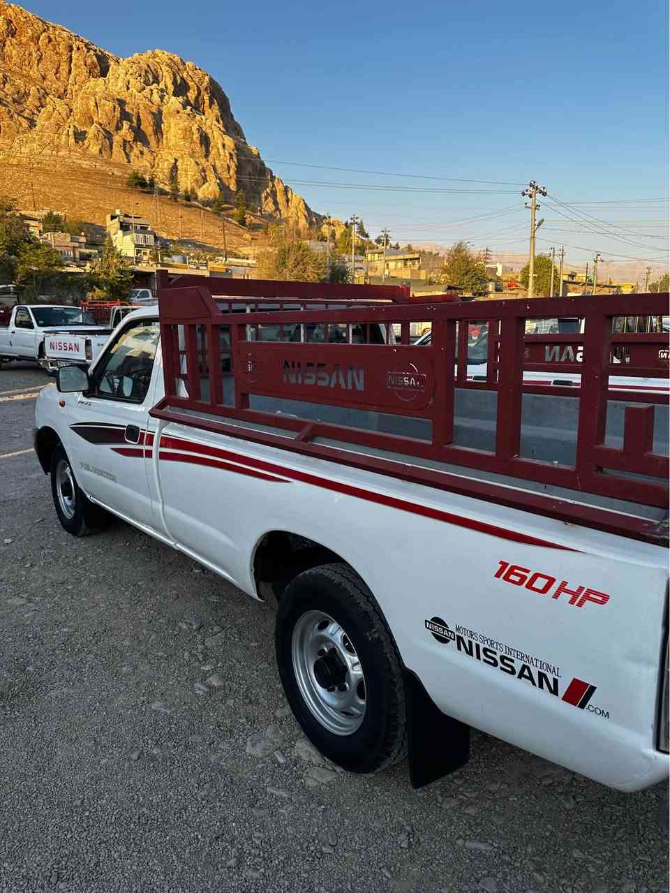 نیسان تاك ٢٠١٠ ڕەقم سلیمانی سەنەوی تازە تا ٢٠٢٩ 
دوو پارچە بۆیاخە
تایەی تازەیە
زۆر توندو تۆڵە
نرخ
 97 گەلا

***********
*********** السليمانية, العراق
