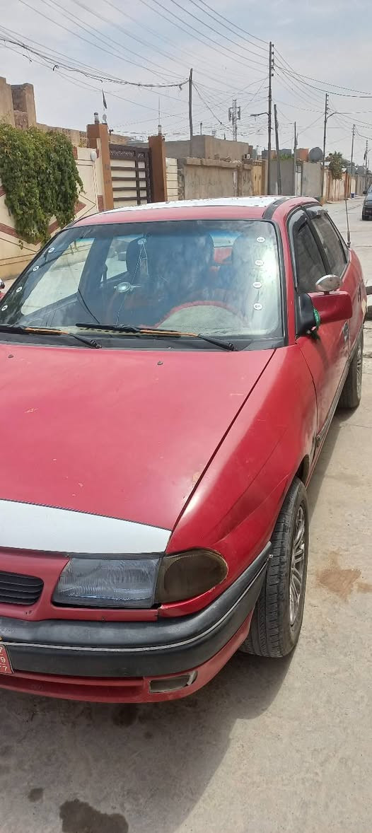 استرا للبيع موديل 95 رقم بغداد مابيه اي شي محركه شغال بدون صرف ونفخ
وبيه كاربون بانزين سعره ٣٣ وبيه مجال 
مكاني موصل. استفسار اتصل لرقم *********** او راسل واتساب
