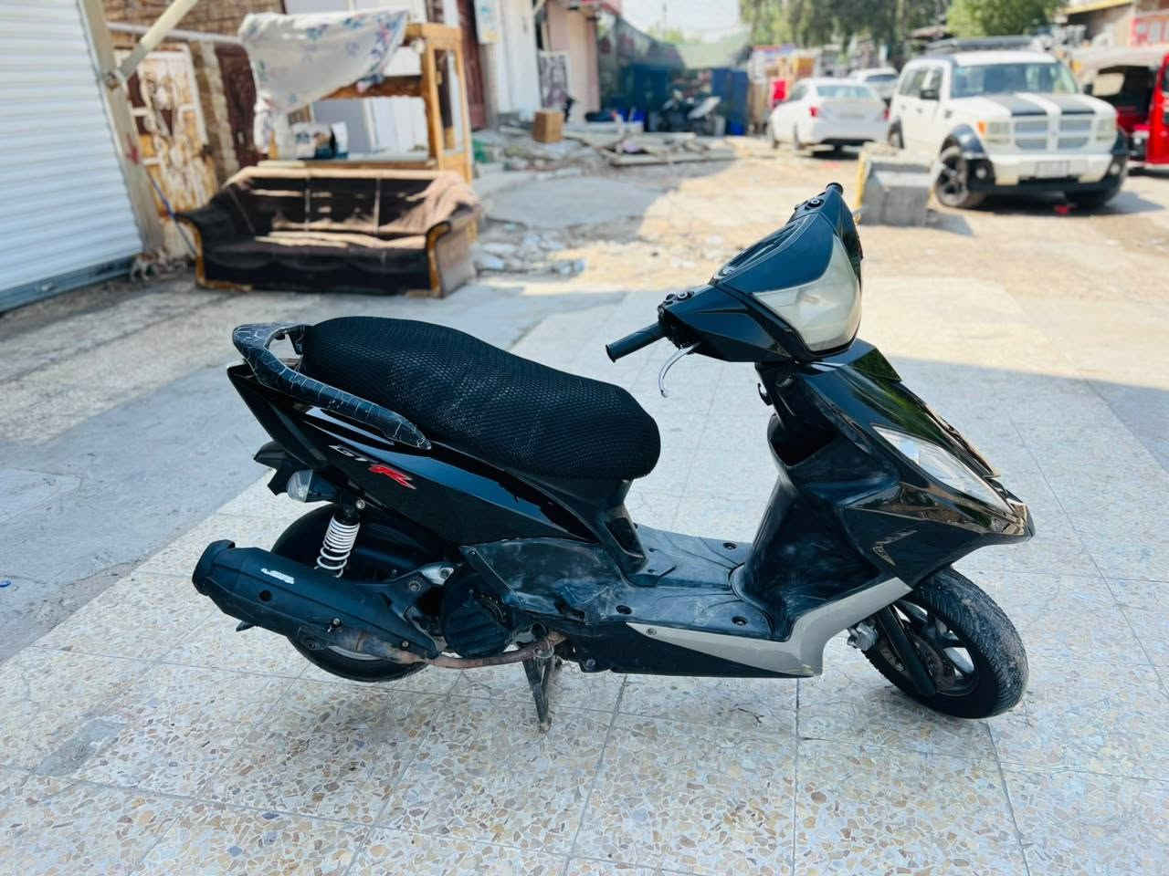 السلام عليكم GTR للبيع  الدراجه مرتبه  وناعمه بيها نقص دشبول مكسور سعرها 675  بغداد الغزاليه ***********
