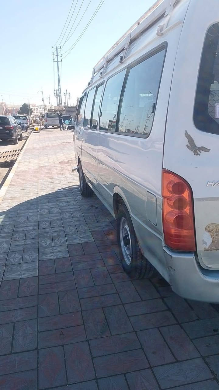سلام عليكم جنبي البيع موديل ١٢ سنويه ٣١ مصفره مرور وهيه مكينه جديده وكير وكسل نضاف كهربايات شغاله السياره جاهزي السعر ٦٥ وبيه مجال العنوان مشروع المسيب ***********

