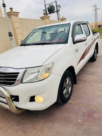 هايلوكس • ٢٠١٤ • رقم بغداد