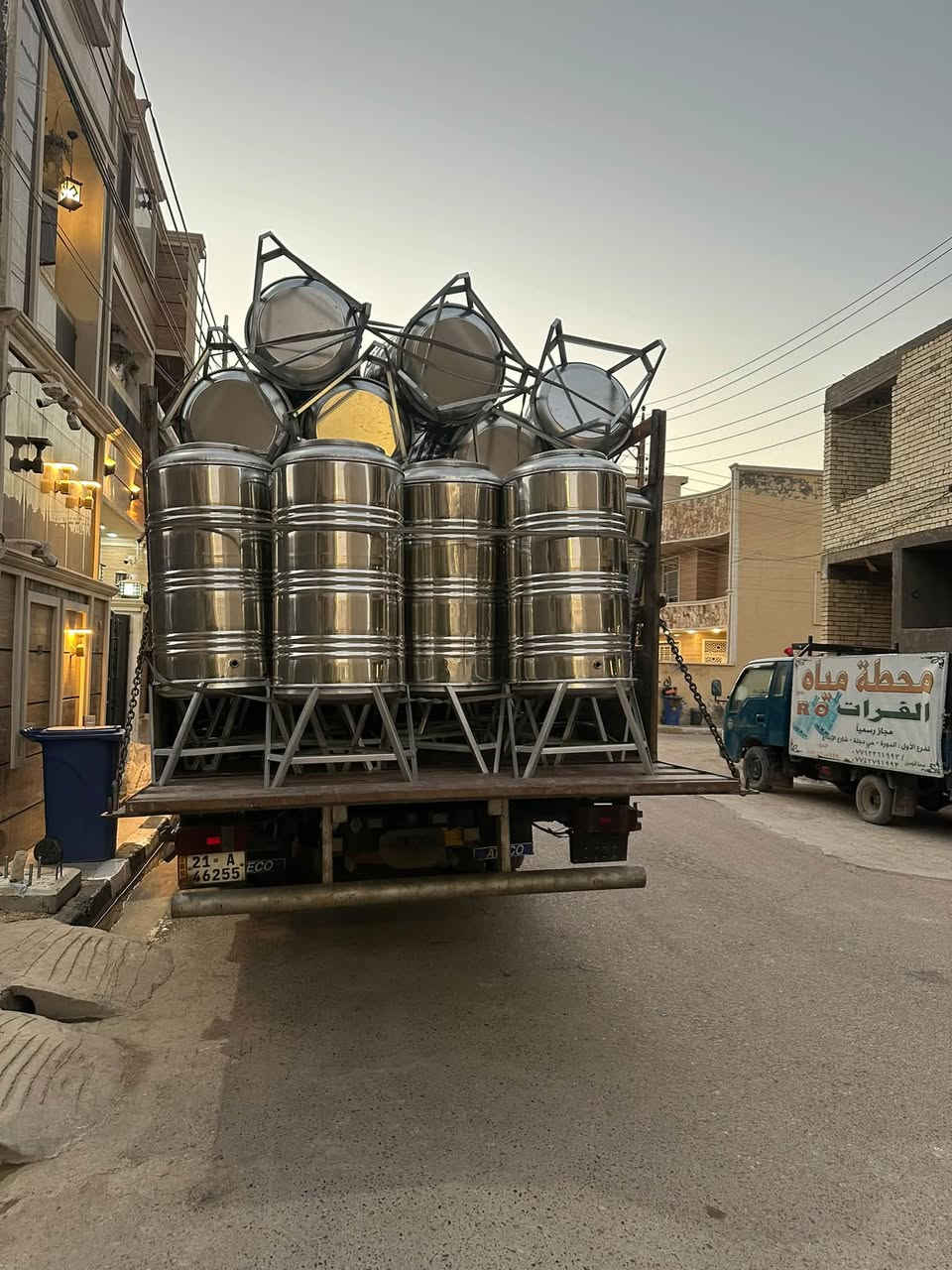 السلام عليكم تعلن محطة مياه الفرات / توفر حاليا تانكي سل استيل غذائي بكميات كبيره خدمة الا اهلي وناسي الطيبين حي دجله وكراره الطابو والنسيم والبوعيثه استلام التانكي مجانآ اشتراك الشهري 10 الف محطة مياه الفرات دوما لكم واليكم لطلب الاشتراك الاتصال على الرقم *********** ابو كرار

نص مكتوب في الصور:
- محطة مياه الفرات لانتاج ماء RO وفقاً لأرقى المعايير والشروط البيئية والصحية باستخدام معدن (Stainless Steel) غذائي في التخزين والنقل والتعبئة Loloaat babel RO Station For Water Filtration 1- سعة خزان المشترك 300 لتر 2- كلفة التعبئة 10000 دينار فقط. 3- الاتصال قبل يوم لطلب التعبئة. 4- اقصى مدة للتعبئة 30 يوم. 5- يتعهد المشترك بالحفاظ على الخزان من الكسر والضرر الخارجي و عدم التعبئة من غير محطة مياه الفرات ملاحظة : يحق للمحطة إنهاء الاشتراك و سحب الخزان في حال عدم الالتزام بالشروط والتعبئة لأقل ثلاثون يوماً *********** *********** *********** *********** رقم الادارة والشكاوي *********** 001 رقم الخزان
- محطة مياه الفرات لانتاج ماء RO وفقاً لأرقى المعايير والشروط البيئية والصحية باستخدام معدن (Stainless Steel) غذائي في التخزين والنقل والتعبئة Loloaat babel RO Station For Water Filtration 1- سعة خزان المشترك 300 لتر 2- كلفة التعبئة 10000 دينار فقط. 3- الإتصال قبل يوم لطلب التعبئة . 4- اقصى مدة للتعبئة 30 يوم. 5- يتعهد المشترك بالحفاظ على الخزان من الكسر والضرر الخارجي و عدم التعبئة من غير محطة مياه الفرات ملاحظة: يحق للمحطة إنهاء الاشتراك وسحب الخزان في حال عدم الالتزام بالشروط والتعبئة لأقل ثلاثون يوماً *********** *********** *********** *********** رقم الادارة والشكاوي *********** 001 رقم الخزان