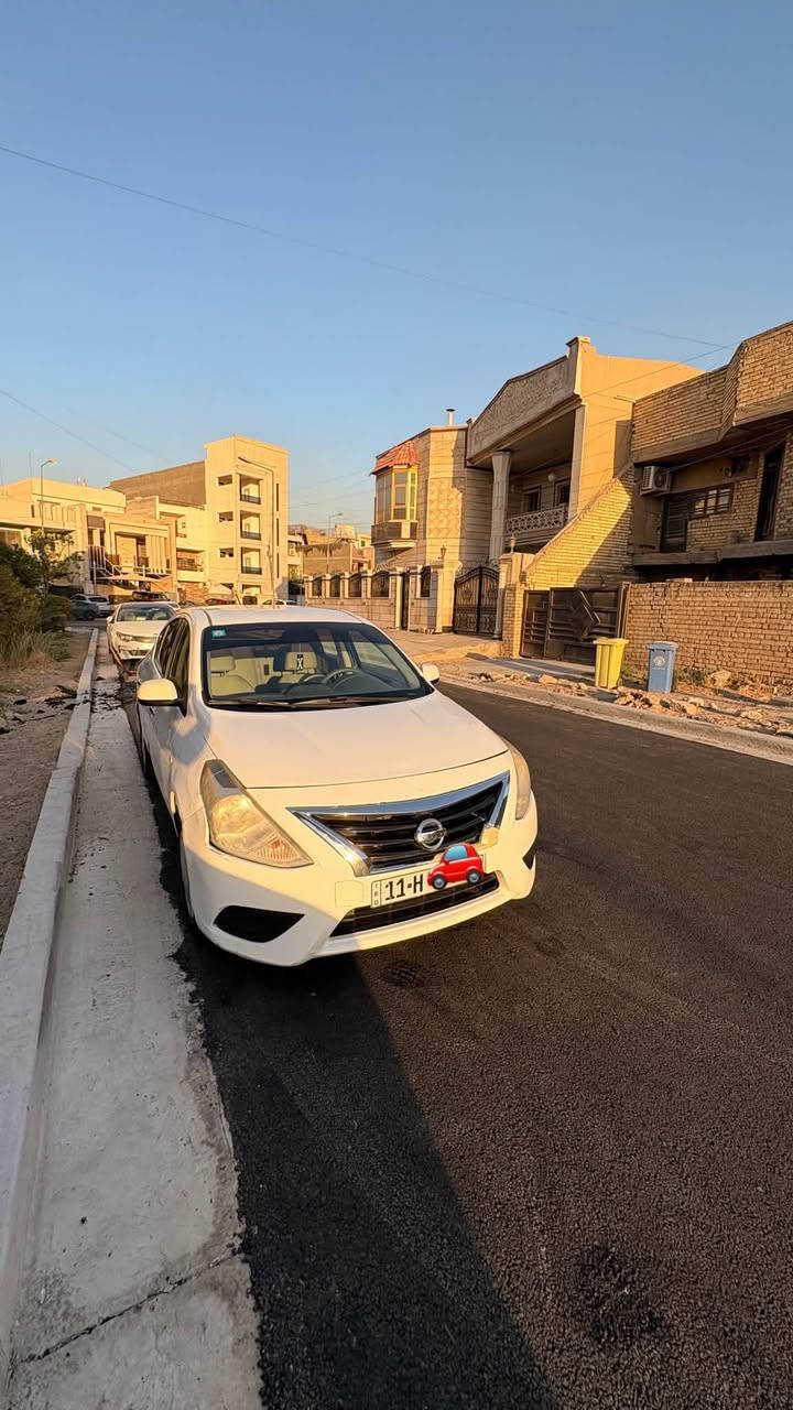 السلام عليكم
نيسان صني هندي بليتة الزركة  2019 للبيع السيارة نضيفه جدا استعمال مال بيت السيارة عدنه بموديلها السيارة ماشية 139 الف كيلو متر قابل للزيادة و السيارة ممتعوبة دواخل نضيفة تخم تاير جديد صدر جديد باتري جديد و التبريد ثلج 

المواصفات 
- تحكم ستيرن 
-شاشة اندرويد 
-جام كهرباء 
-داخل مخمل
 
سعر السيارة 100$ مية ورقه و بية مجال
 عنوان السيارة بغداد الكرخ 

ابو ابراهيم ‭***********‬ واتساب
