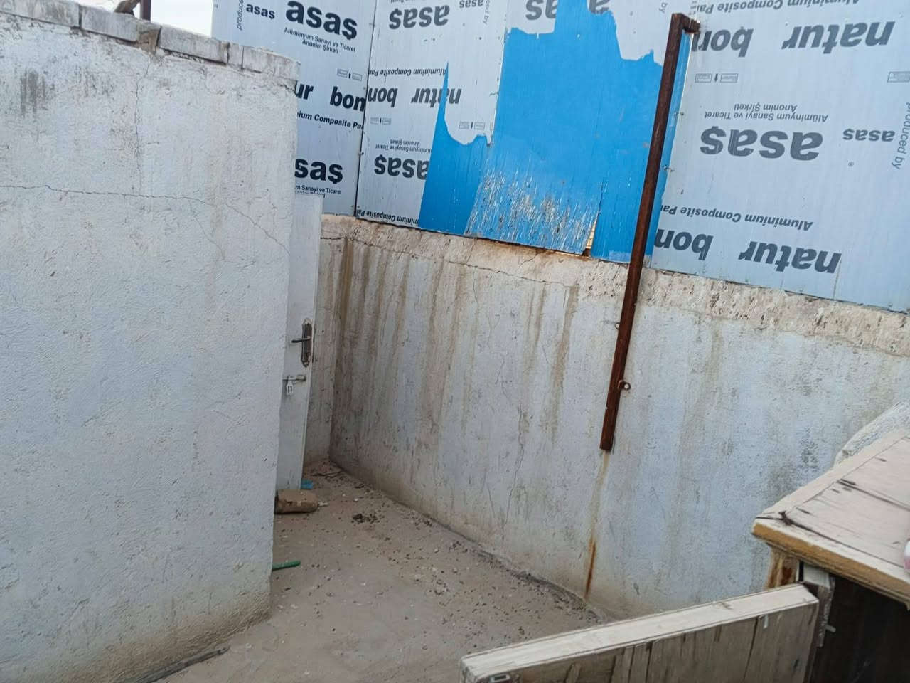 🏡✨ عقارات جنة الفردوس ✨🏡
🔹 بيت للبيع 📍 حي النداء 📐 المساحة: 50 متر 🆔 رقم العقار: 59186
✅ أساس صب ✅ سقف عكادة ✅ يحتوي على غرفتين
💰 السعر: 37 مليون دينار 🔸 يوجد مجال للتفاوض
📞 للاستفسار والاتصال: 📱 *********** 📱 ***********

