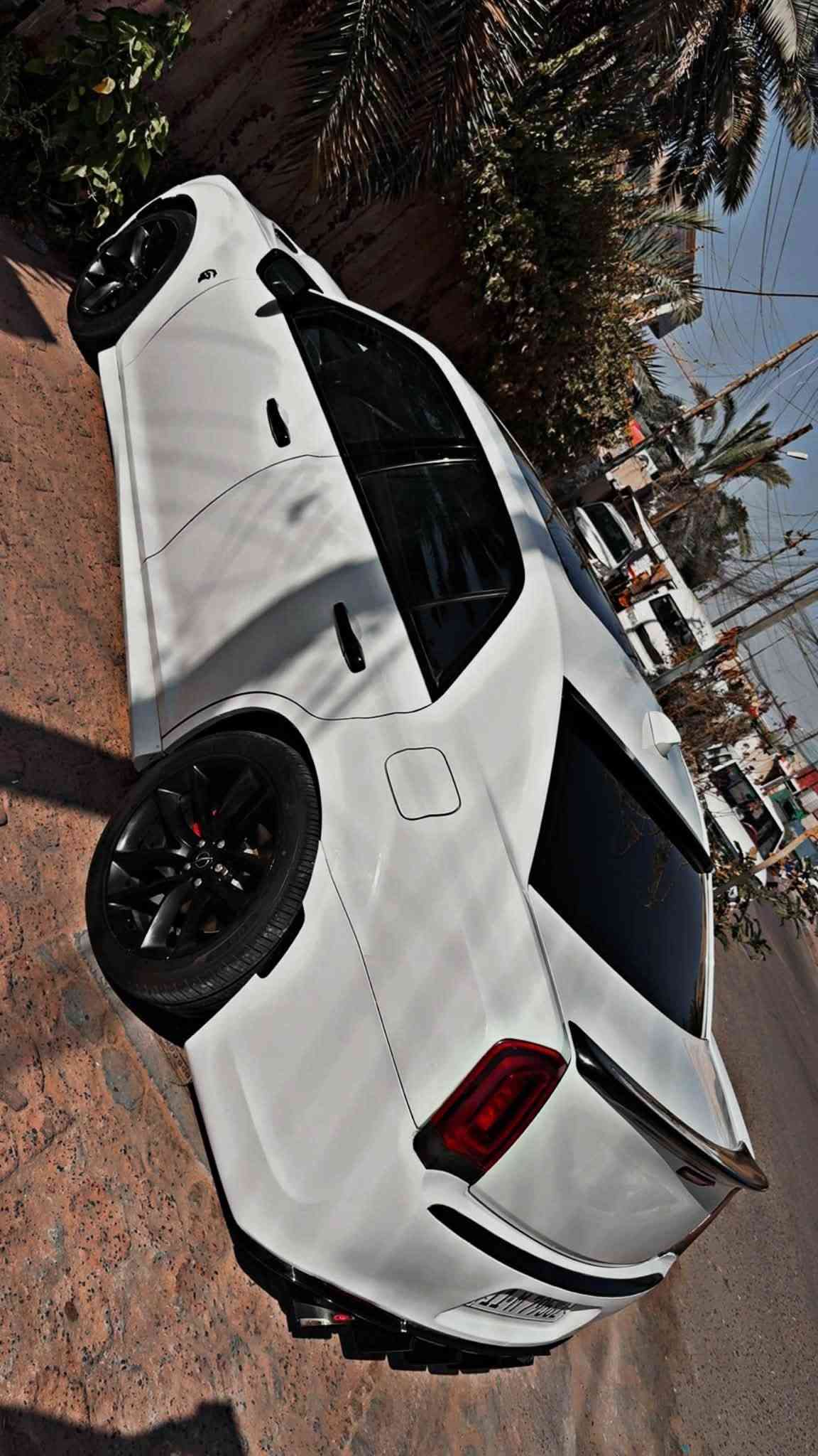 C300 بلاتينيوم • ٥.٧ هيمي V8 • رقم بغداد