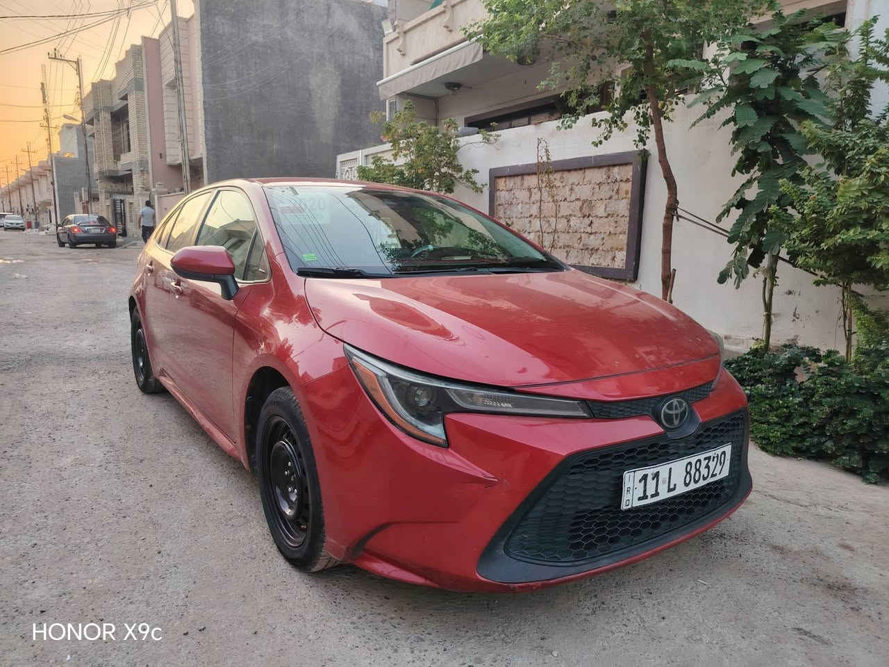 كورلا ٢٠٢٠ للبيع فقط 
وارد أمريكي LE  هزه جديده 
محرك ١٨٠٠
بانزين
سياره نضيفه كير ومحرك مكفول. تبريد ثلج 
رقم بغداد بأسمي.
رادار امامي. تحكم ستيرن..
حادثها جنطه فقط صور الحادث مرفق  بالمنشور.
مكاني بغداد
سعر ١٢٨
رقم تلفون ***********

